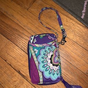 Vera wristlet